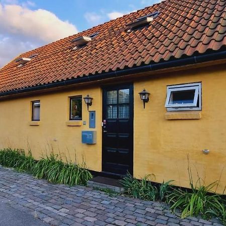קופנהגן Yellow House Hostel מראה חיצוני תמונה